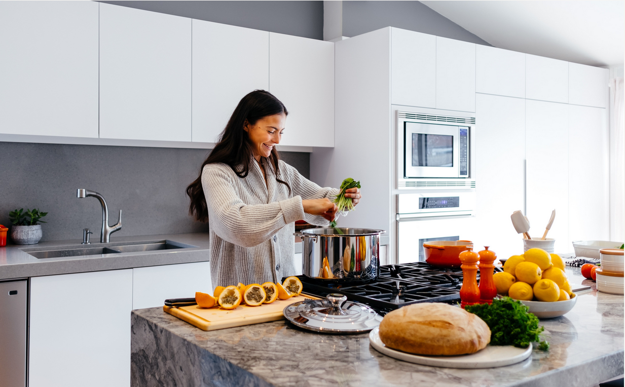 The Differences Of Cook Tops Gas vs. Electric vs. Induction